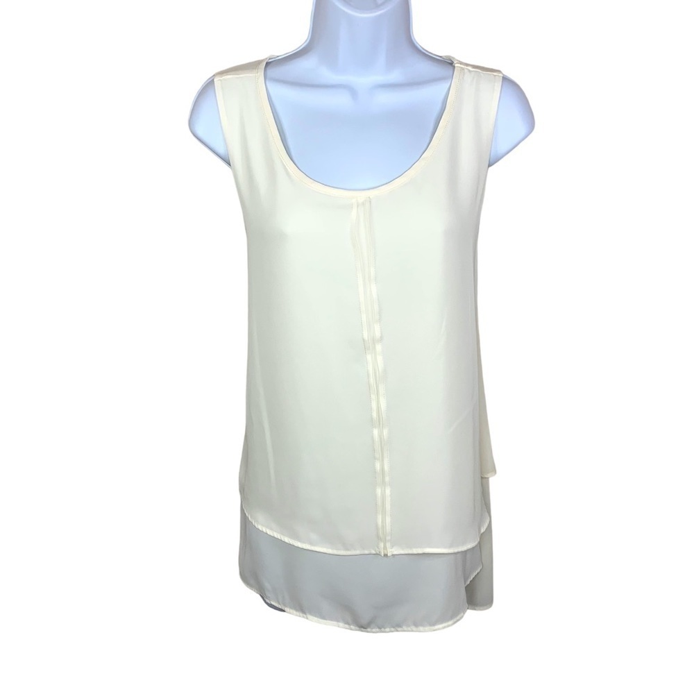 Lisa Rinna Collection Ivory White Sleeveless Flowy Blouse Medium